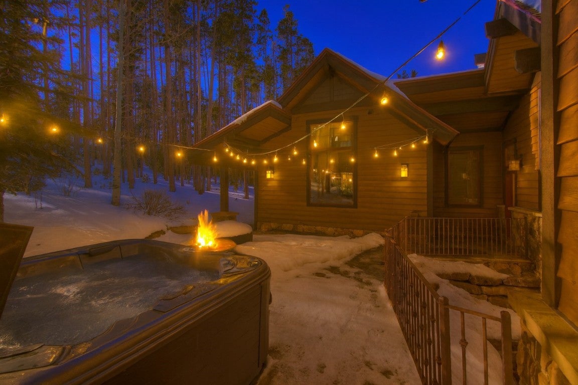 Breckenridge, Colorado, 80424, United States, 4 Bedrooms Bedrooms, ,5 BathroomsBathrooms,Residential,Active,2007239