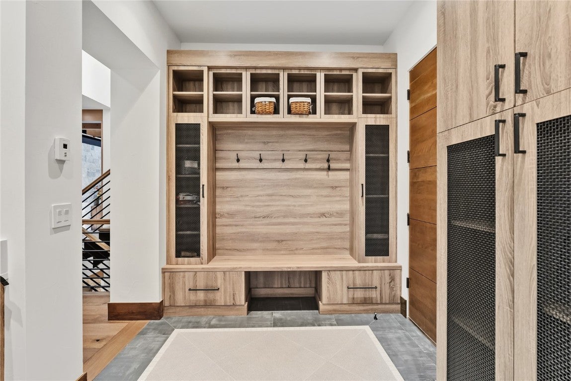 Silverthorne, Colorado, 80498, United States, 5 Bedrooms Bedrooms, ,7 BathroomsBathrooms,Residential,Active,1965822