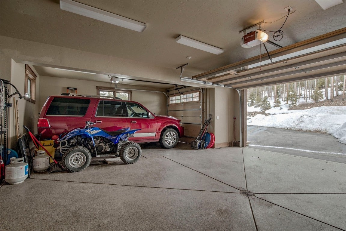 Breckenridge, Colorado, 80424, United States, 4 Bedrooms Bedrooms, ,5 BathroomsBathrooms,Residential,Active,1748737