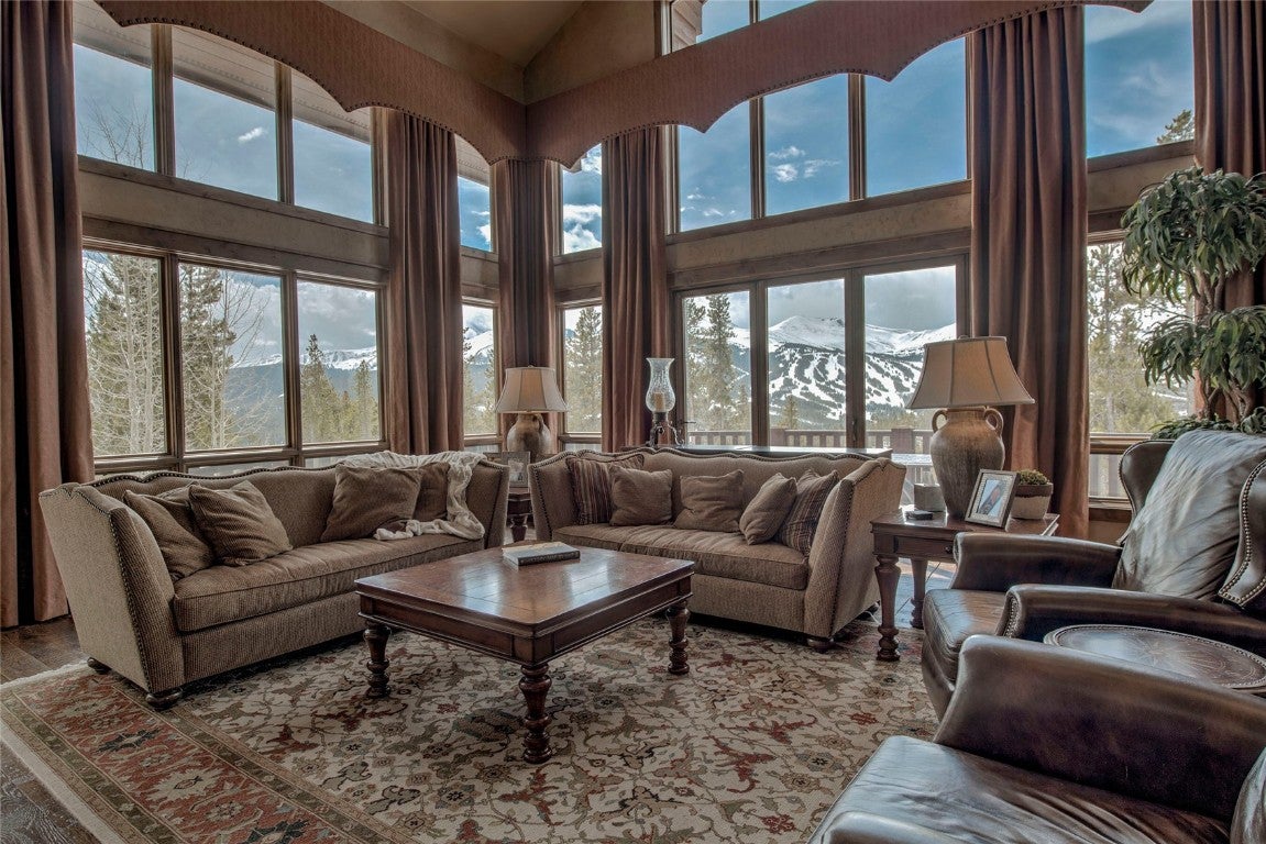 Breckenridge, Colorado, 80424, United States, 4 Bedrooms Bedrooms, ,5 BathroomsBathrooms,Residential,Active,1748737