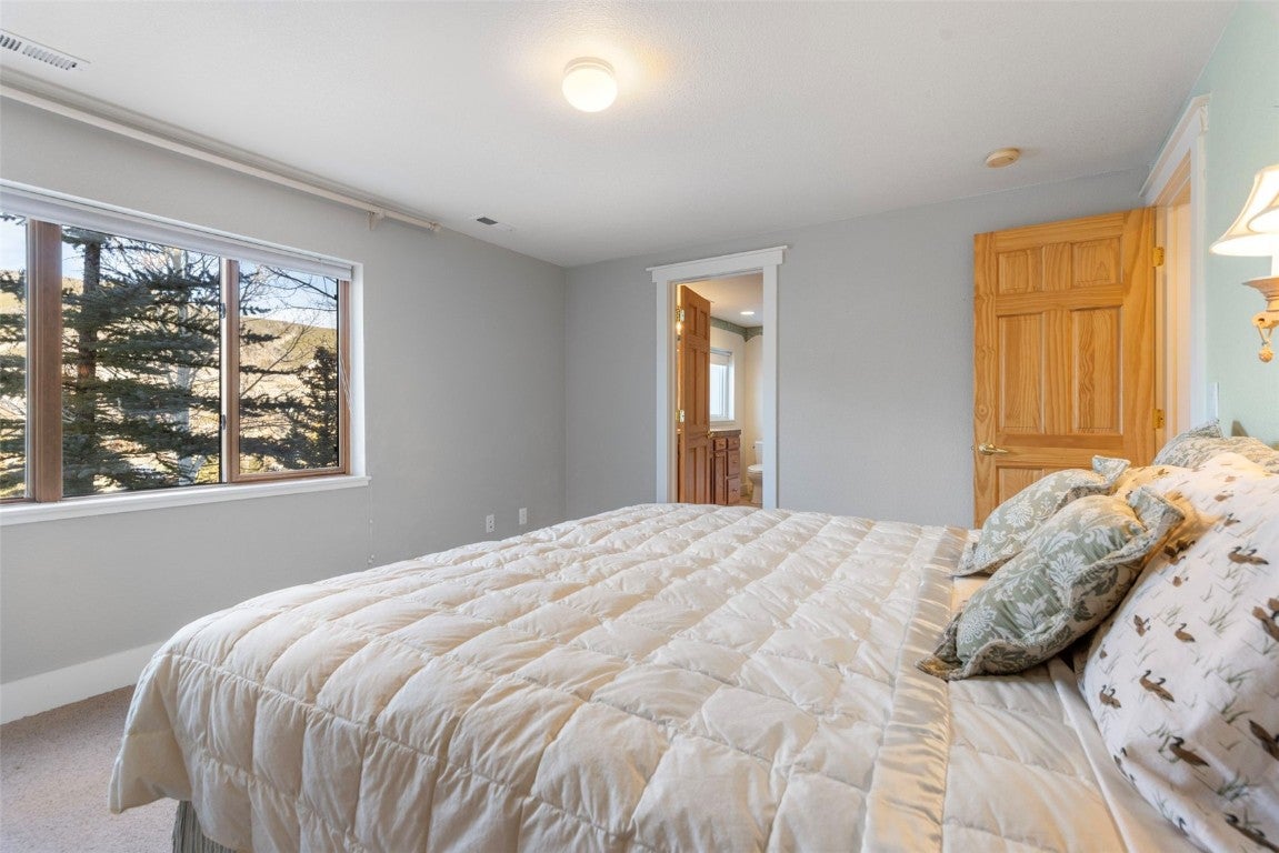 Dillon, Colorado, 80435, United States, 4 Bedrooms Bedrooms, ,4 BathroomsBathrooms,Residential,Active,2007282