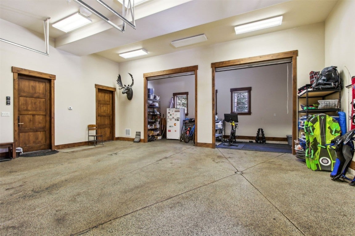 Breckenridge, Colorado, 80424, United States, ,5 BathroomsBathrooms,Residential,Active,1738241