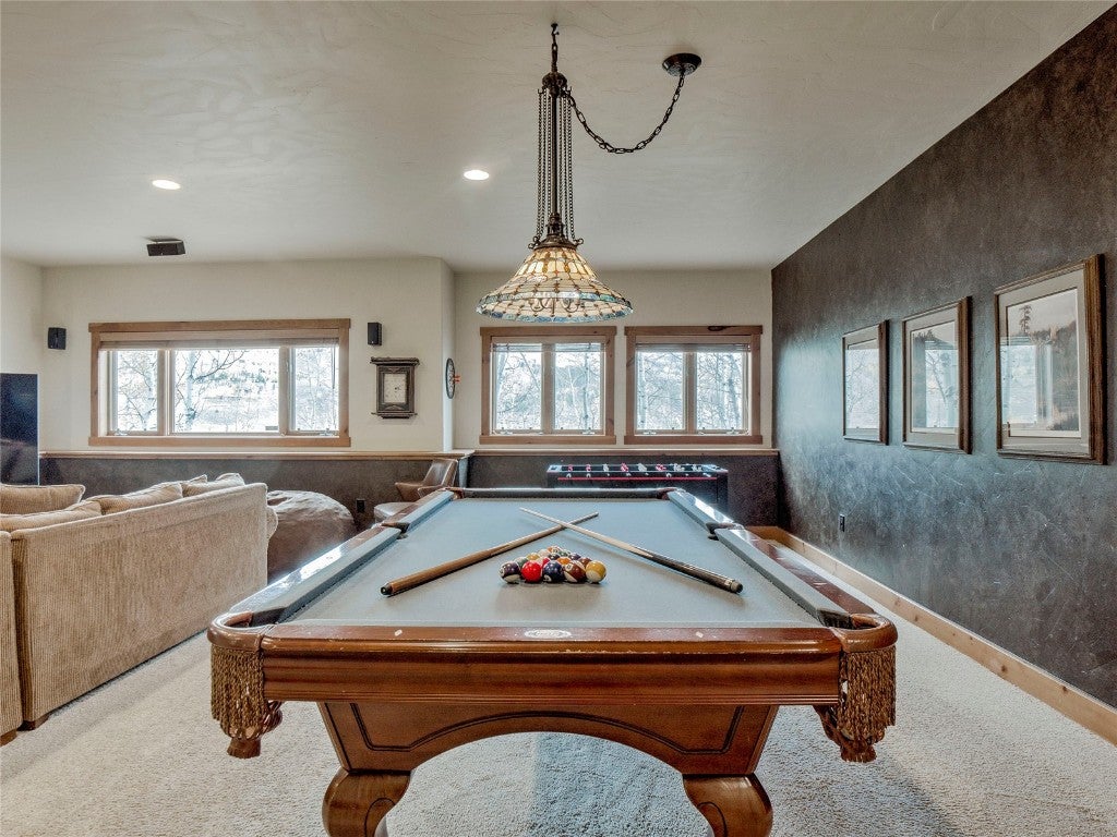 Silverthorne, Colorado, 80498, United States, 5 Bedrooms Bedrooms, ,4 BathroomsBathrooms,Residential,Active,1969634