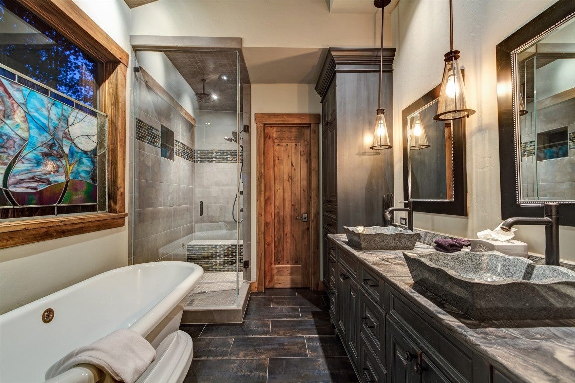 Breckenridge, Colorado, 80424, United States, 7 Bedrooms Bedrooms, ,8 BathroomsBathrooms,Residential,Active,1863268