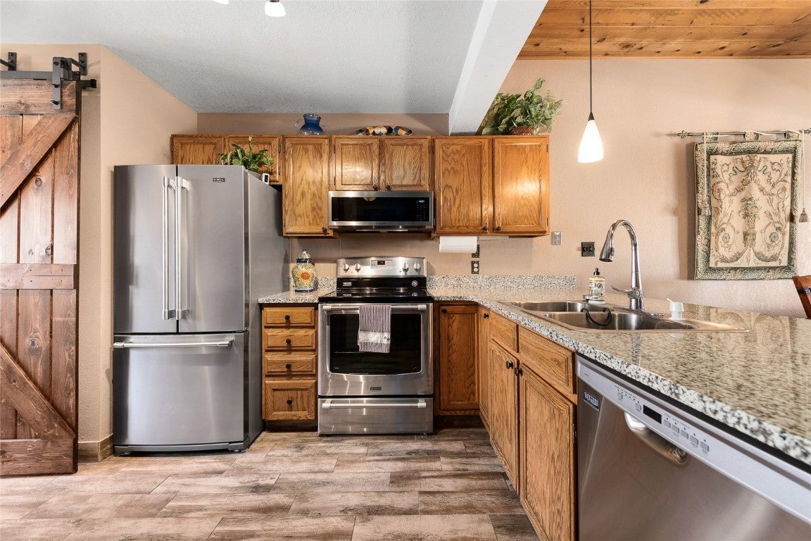 Steamboat Springs, Colorado, 80487, United States, 4 Bedrooms Bedrooms, ,5 BathroomsBathrooms,Residential,Active,1905374