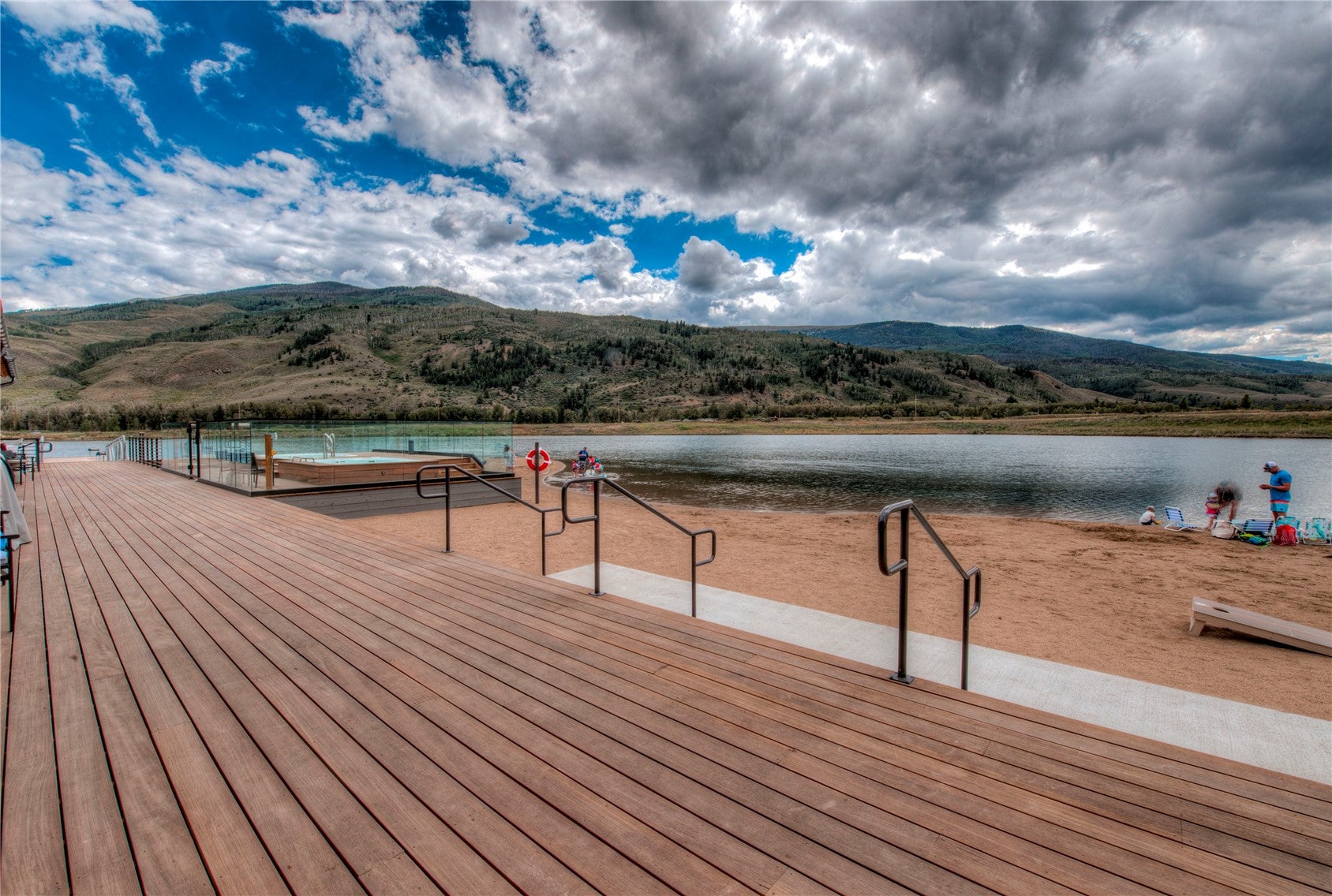 Silverthorne, Colorado, 80498, United States, 4 Bedrooms Bedrooms, ,3 BathroomsBathrooms,Residential,Active,2013164