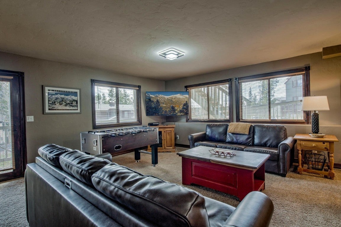 Breckenridge, Colorado, 80424, United States, 6 Bedrooms Bedrooms, ,6 BathroomsBathrooms,Residential,Active,1825078