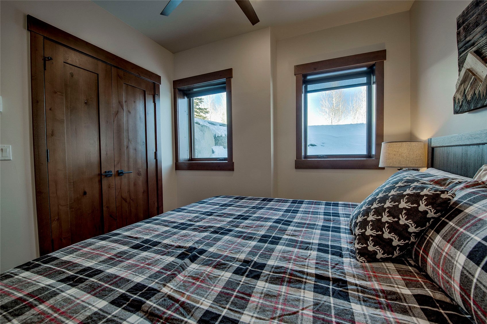 Silverthorne, Colorado, 80498, United States, 4 Bedrooms Bedrooms, ,3 BathroomsBathrooms,Residential,Active,2013164