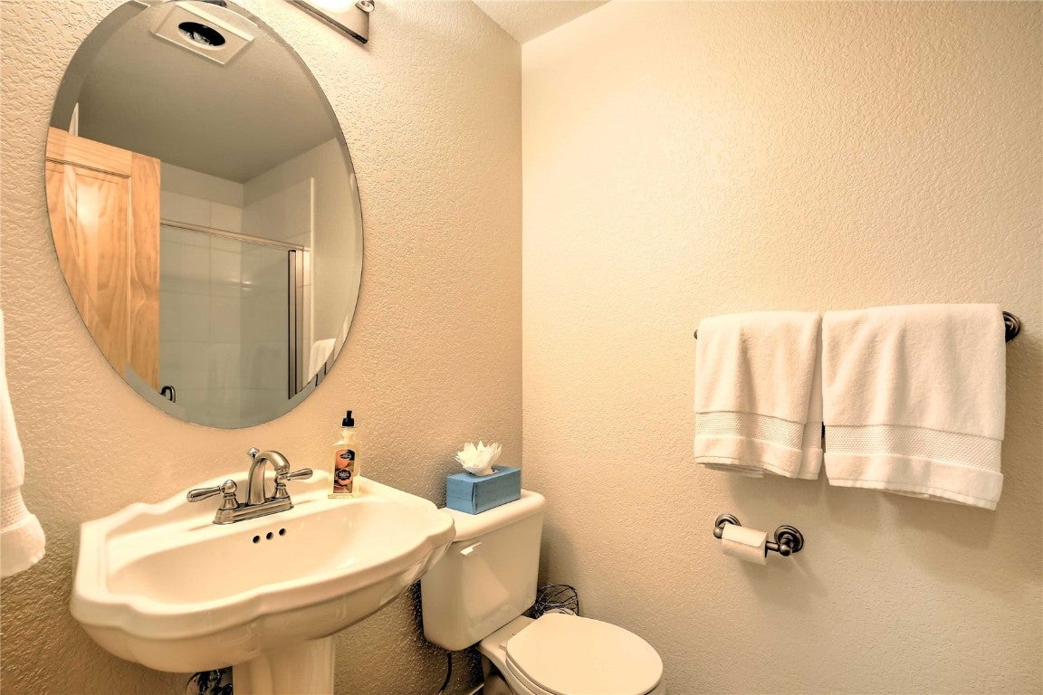 Frisco, Colorado, 80443, United States, ,5 BathroomsBathrooms,Residential,Active,1798041