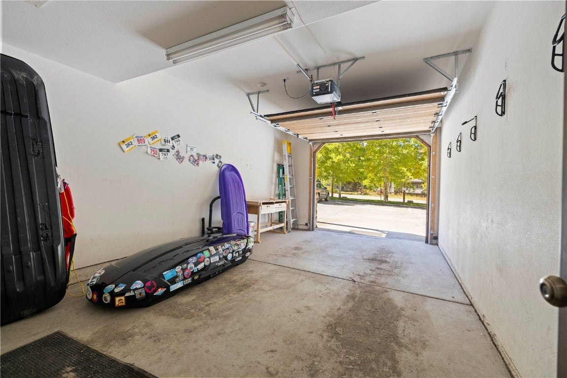 Breckenridge, Colorado, 80424, United States, 3 Bedrooms Bedrooms, ,3 BathroomsBathrooms,Residential,Active,1946314