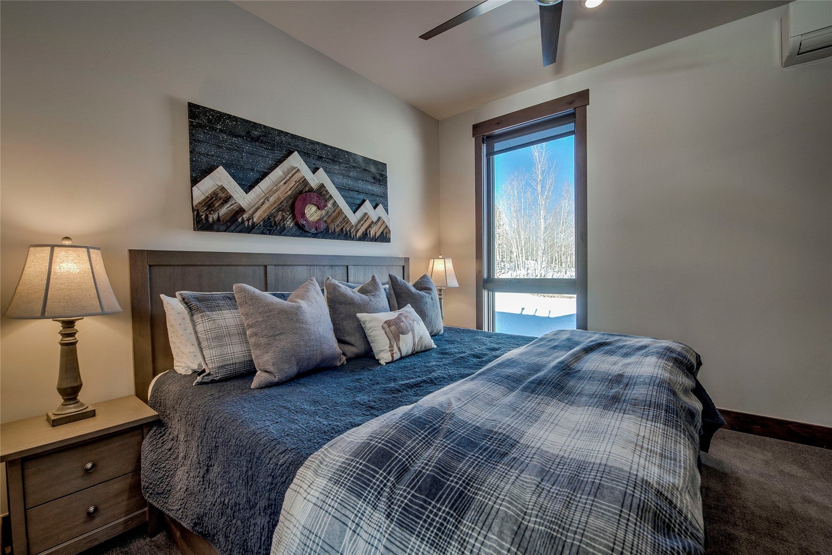 Silverthorne, Colorado, 80498, United States, 4 Bedrooms Bedrooms, ,3 BathroomsBathrooms,Residential,Active,2013164