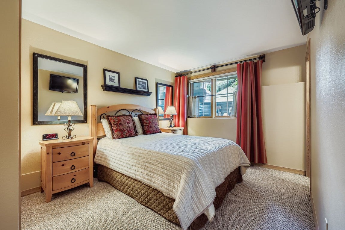 Copper Mountain, Colorado, 80443, United States, 3 Bedrooms Bedrooms, ,4 BathroomsBathrooms,Residential,Active,1912807