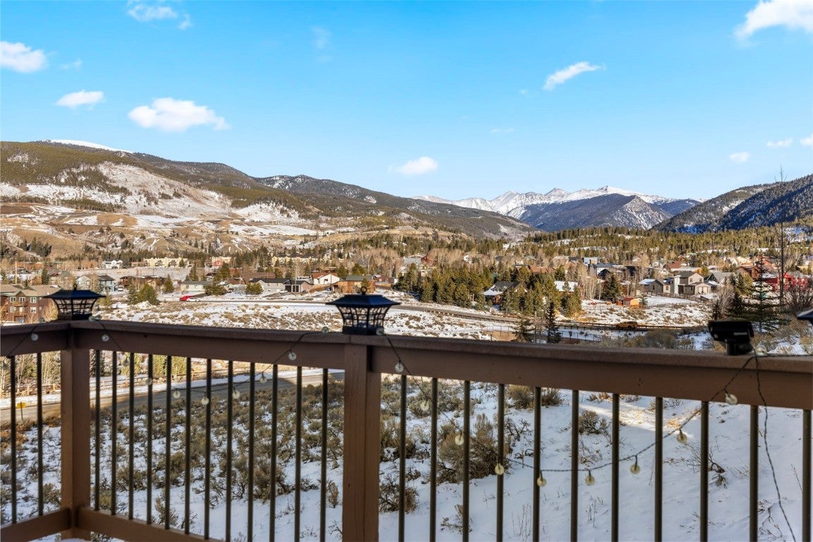 Dillon, Colorado, 80435, United States, 4 Bedrooms Bedrooms, ,4 BathroomsBathrooms,Residential,Active,2007282