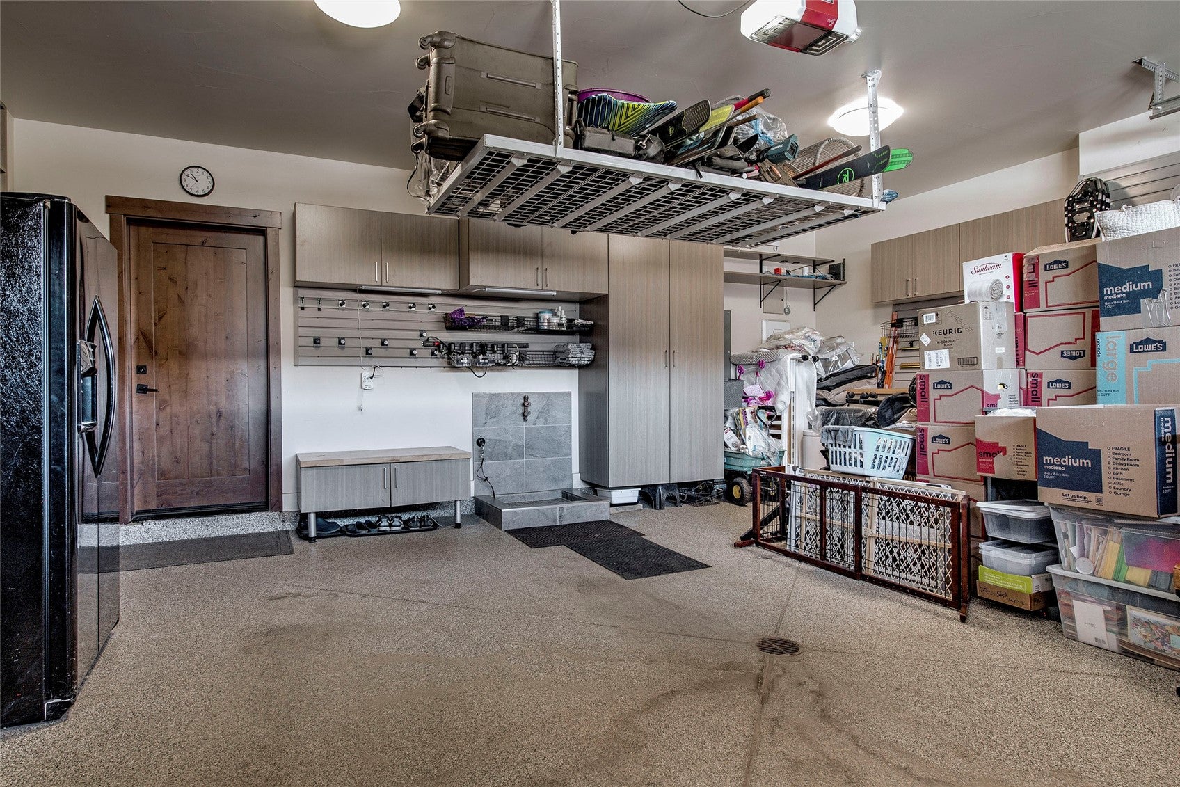 Silverthorne, Colorado, 80498, United States, 4 Bedrooms Bedrooms, ,3 BathroomsBathrooms,Residential,Active,2013164