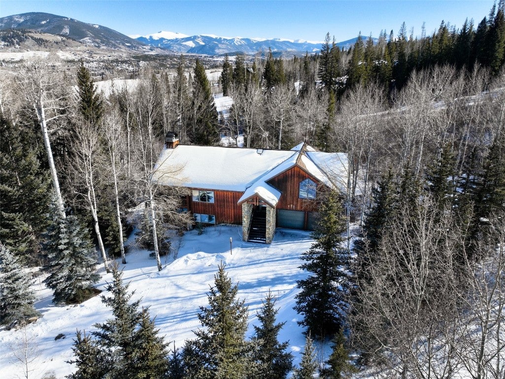 Silverthorne, Colorado, 80498, United States, 3 Bedrooms Bedrooms, ,4 BathroomsBathrooms,Residential,Active,2012473