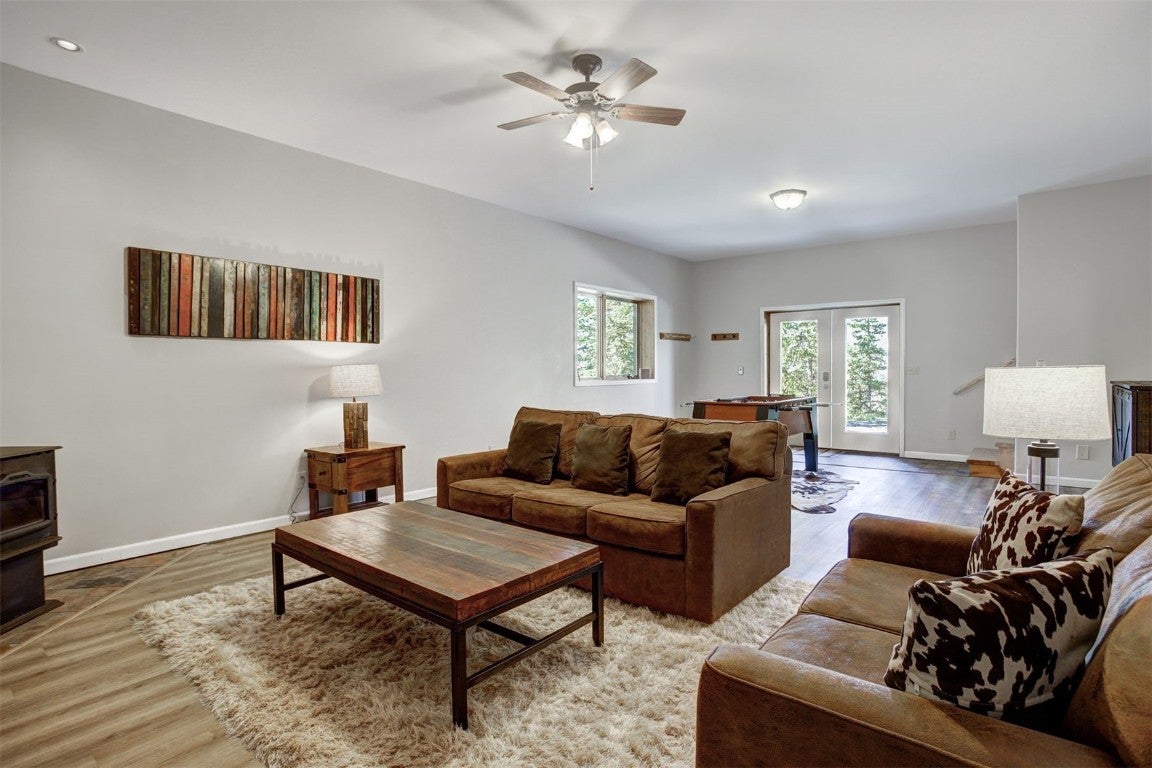 Alma, Colorado, 80420, United States, 3 Bedrooms Bedrooms, ,3 BathroomsBathrooms,Residential,Active,1914825
