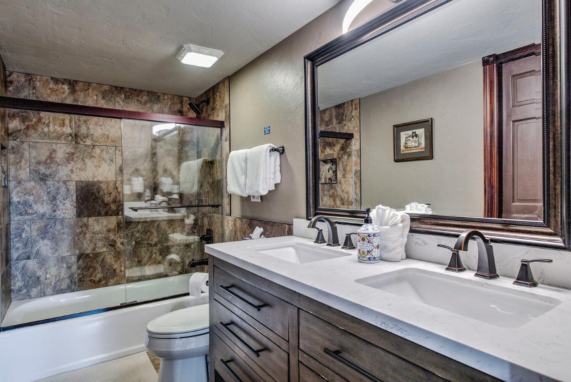 Breckenridge, Colorado, 80424, United States, 6 Bedrooms Bedrooms, ,6 BathroomsBathrooms,Residential,Active,1825078
