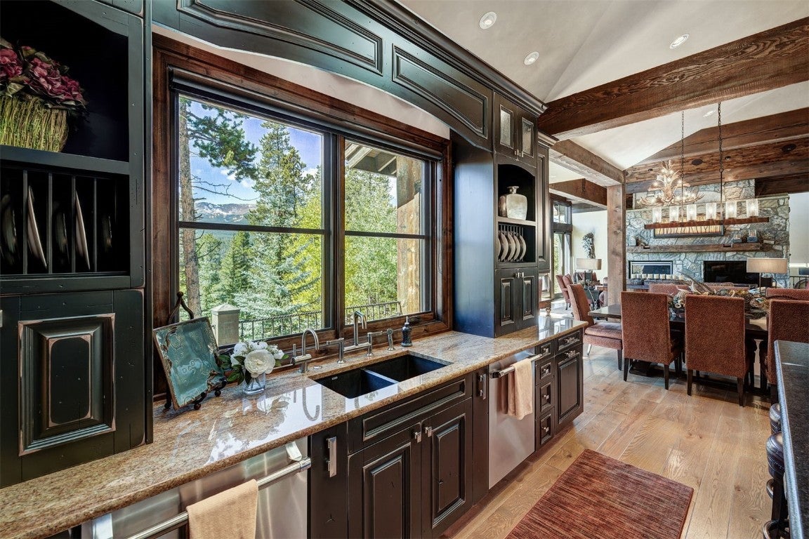 Breckenridge, Colorado, 80424, United States, 5 Bedrooms Bedrooms, ,7 BathroomsBathrooms,Residential,Active,1954012