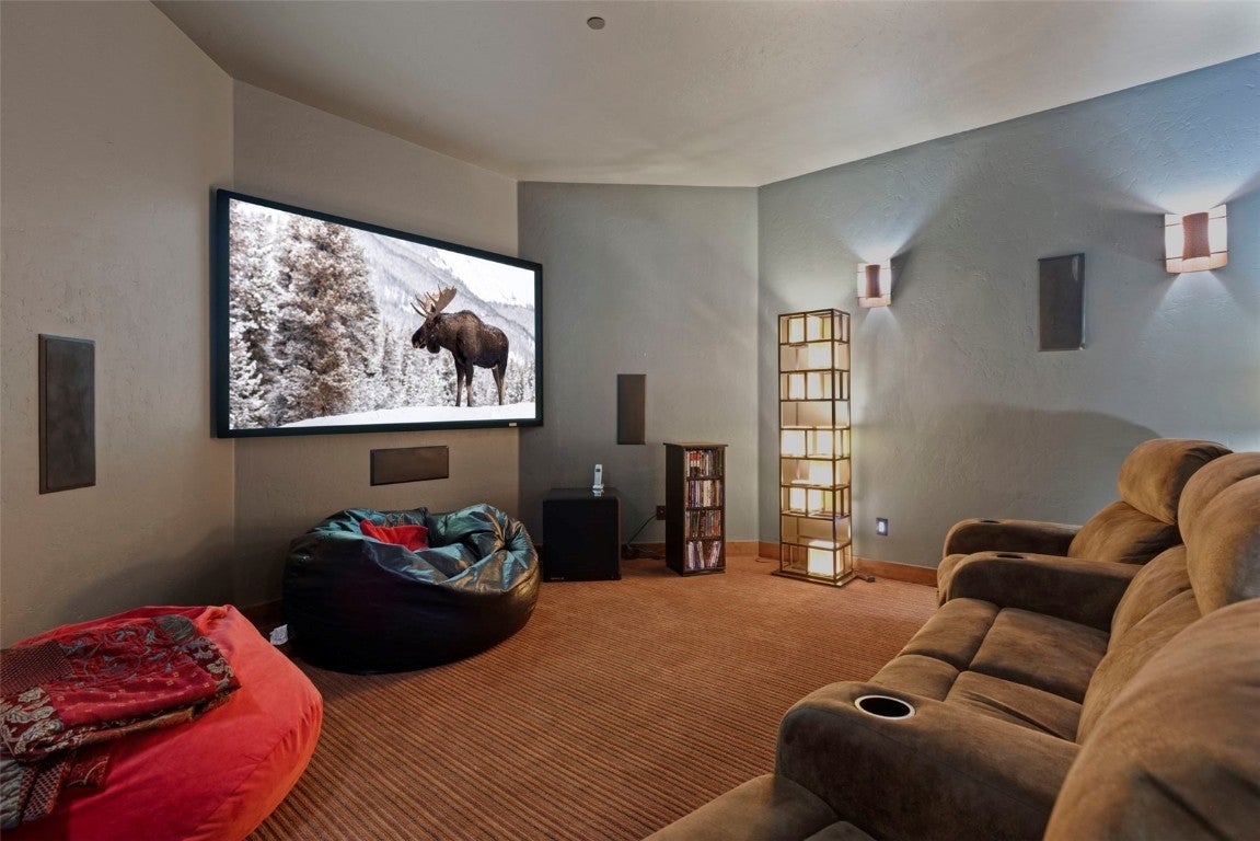 Silverthorne, Colorado, 80498, United States, 4 Bedrooms Bedrooms, ,4 BathroomsBathrooms,Residential,Active,1798243