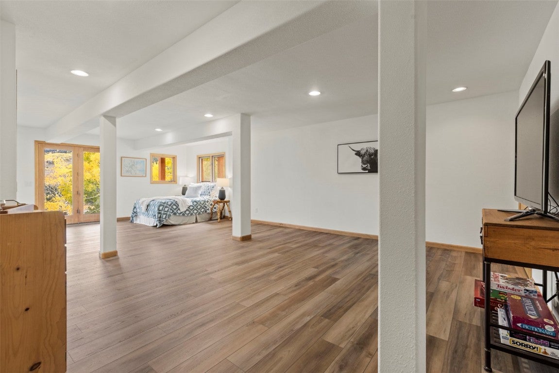 Silverthorne, Colorado, 80498, United States, 3 Bedrooms Bedrooms, ,3 BathroomsBathrooms,Residential,Active,1952609