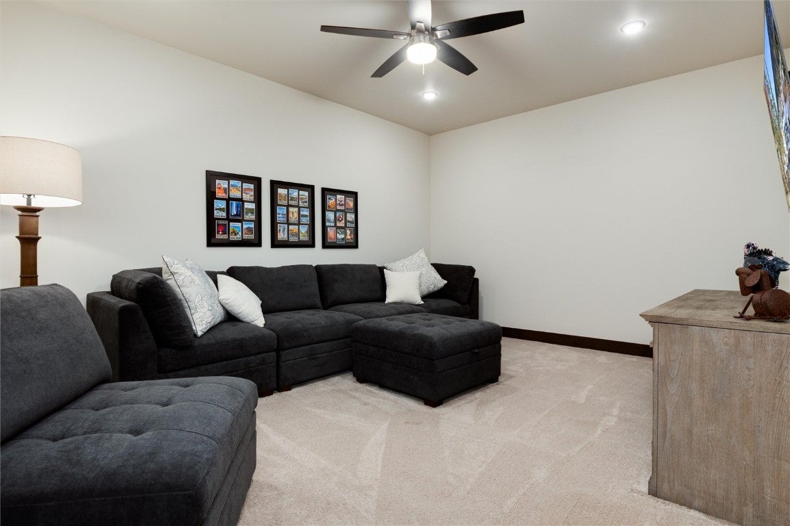 Silverthorne, Colorado, 80498, United States, 3 Bedrooms Bedrooms, ,3 BathroomsBathrooms,Residential,Active,1810374