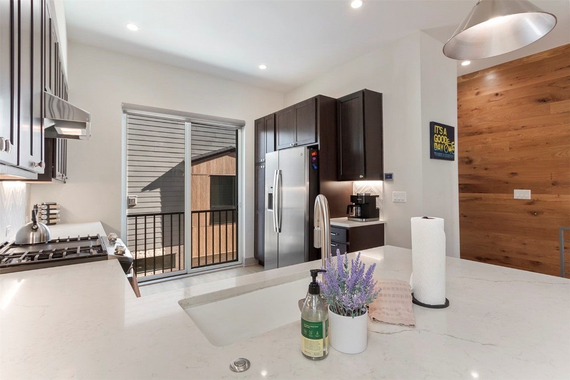 Silverthorne, Colorado, 80498, United States, 3 Bedrooms Bedrooms, ,4 BathroomsBathrooms,Residential,Active,1920266