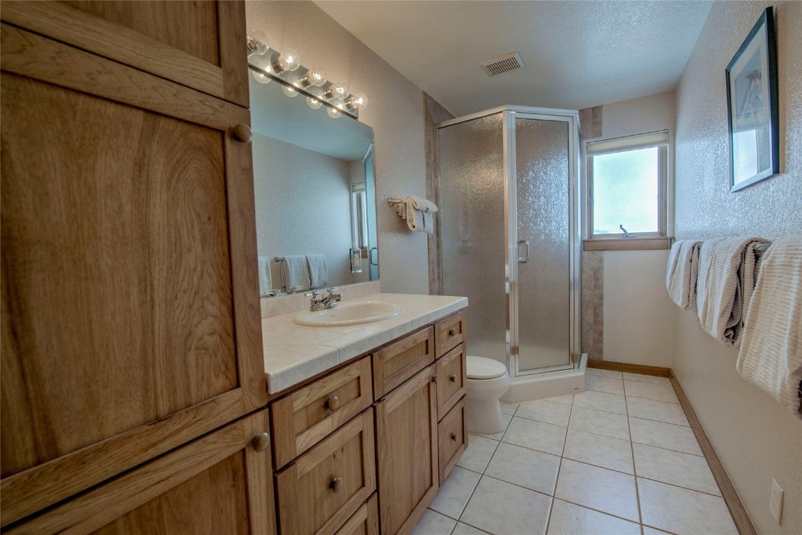 Silverthorne, Colorado, 80498, United States, 4 Bedrooms Bedrooms, ,4 BathroomsBathrooms,Residential,Active,1726921