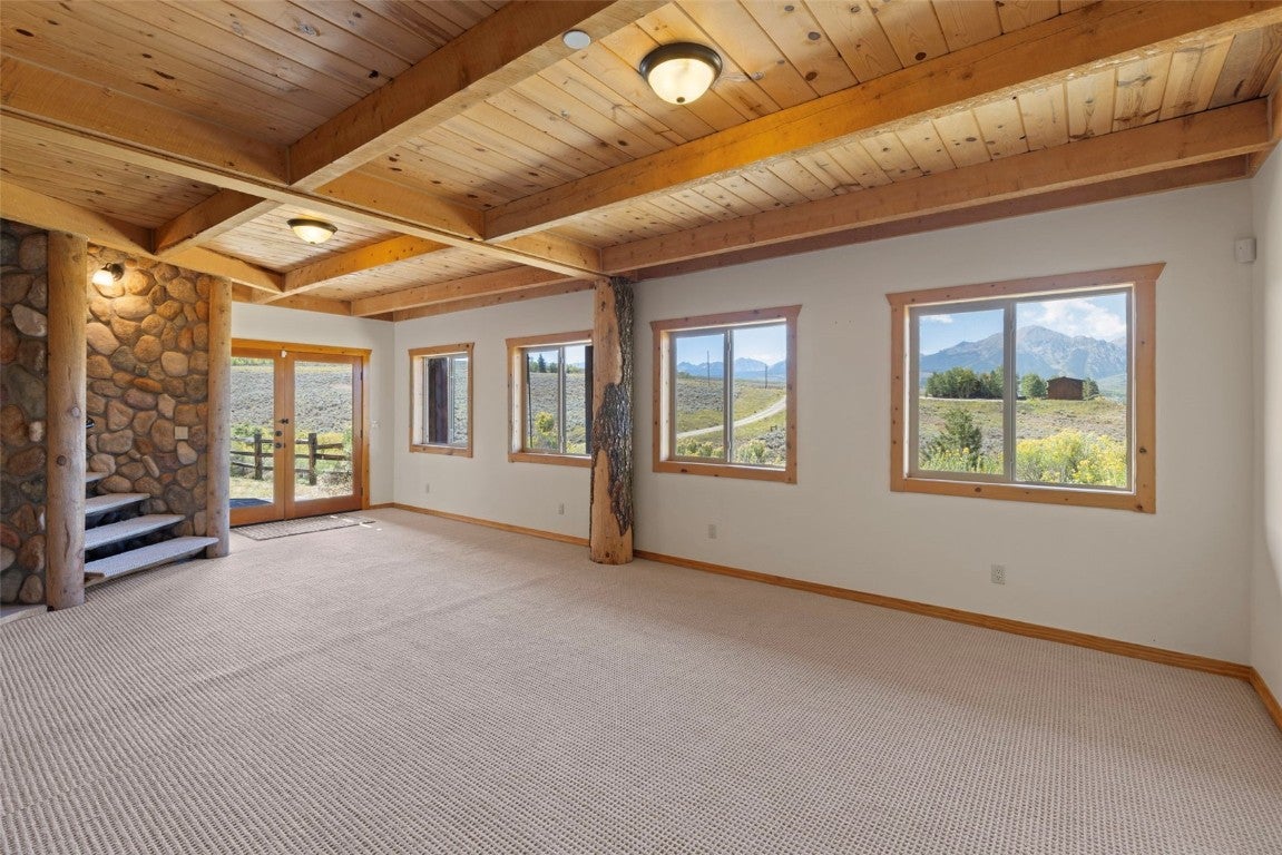 Silverthorne, Colorado, 80498, United States, 6 Bedrooms Bedrooms, ,6 BathroomsBathrooms,Residential,Active,1702665