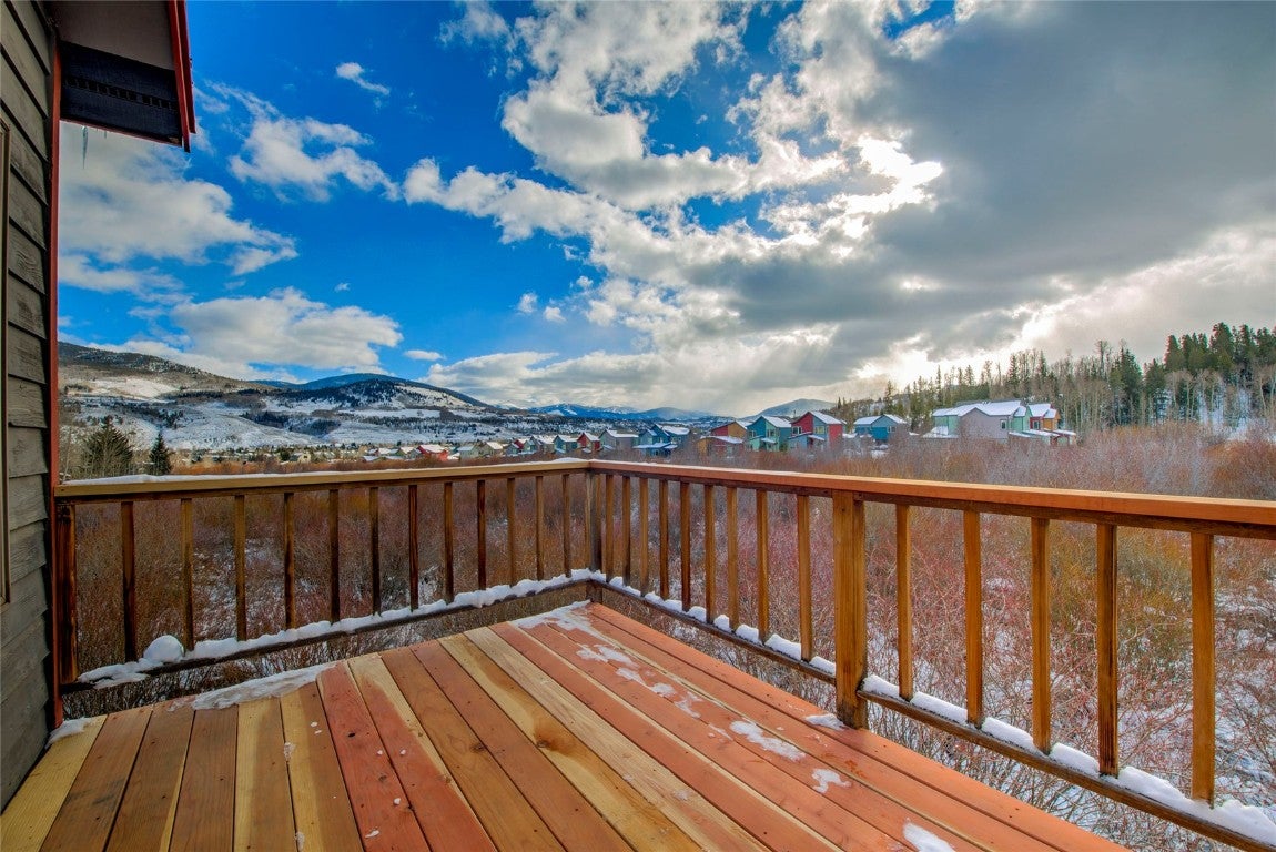 Silverthorne, Colorado, 80498, United States, 5 Bedrooms Bedrooms, ,4 BathroomsBathrooms,Residential,Active,2002610