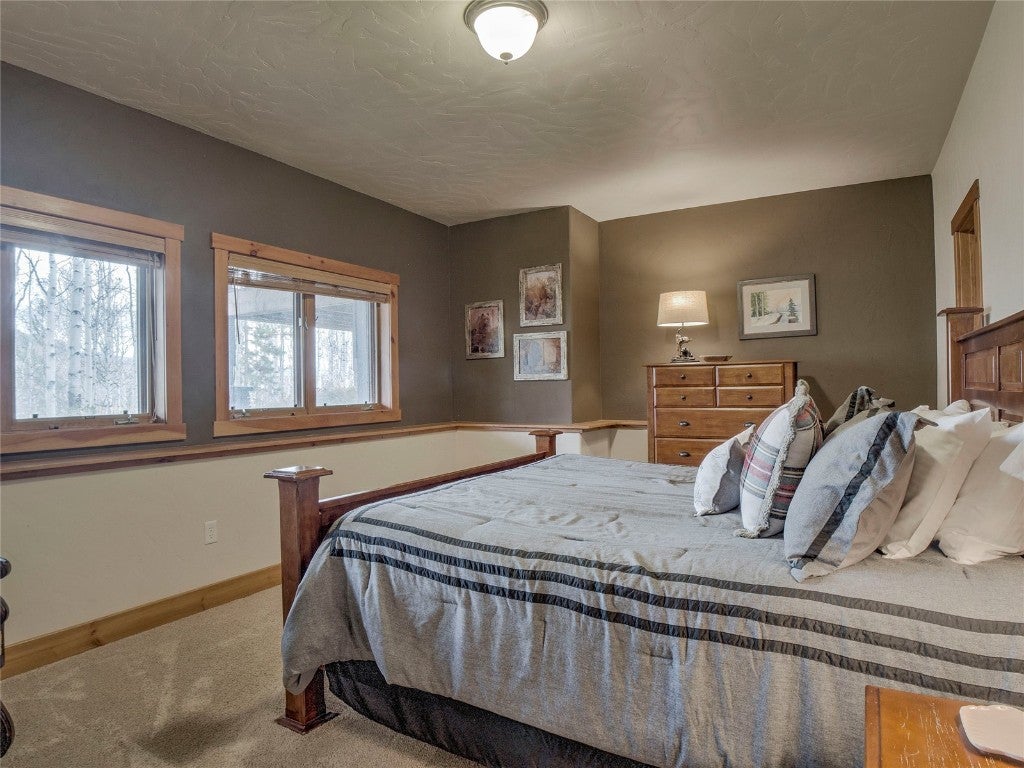 Silverthorne, Colorado, 80498, United States, 5 Bedrooms Bedrooms, ,4 BathroomsBathrooms,Residential,Active,1969634