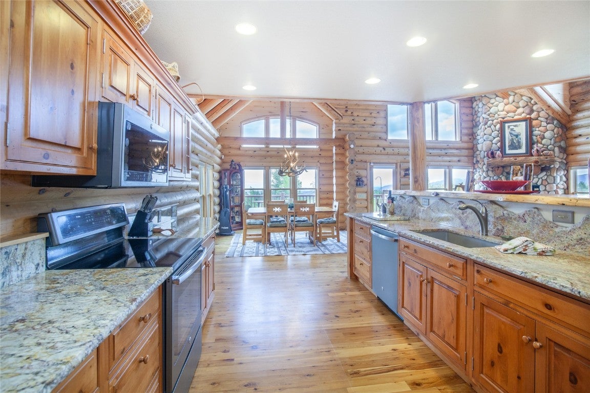 Fairplay, Colorado, 80440, United States, 4 Bedrooms Bedrooms, ,3 BathroomsBathrooms,Residential,Active,1849545