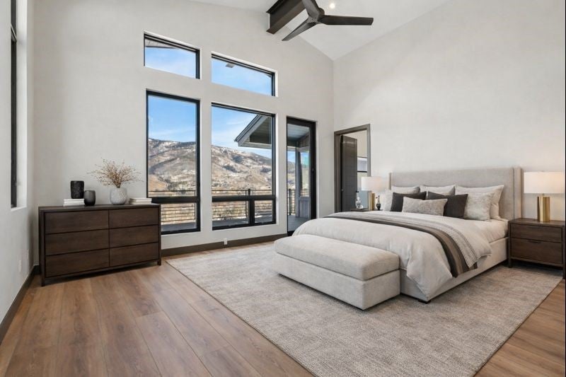 Silverthorne, Colorado, 80498, United States, 5 Bedrooms Bedrooms, ,6 BathroomsBathrooms,Residential,Active,2012660