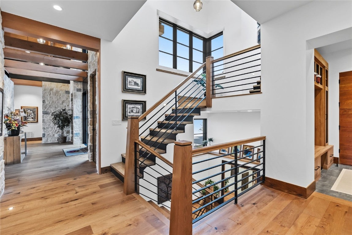 Silverthorne, Colorado, 80498, United States, 5 Bedrooms Bedrooms, ,7 BathroomsBathrooms,Residential,Active,1965822