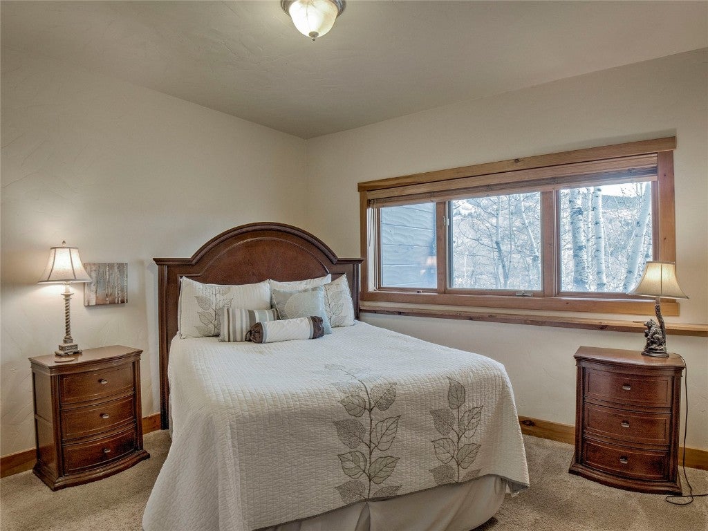Silverthorne, Colorado, 80498, United States, 5 Bedrooms Bedrooms, ,4 BathroomsBathrooms,Residential,Active,1969634