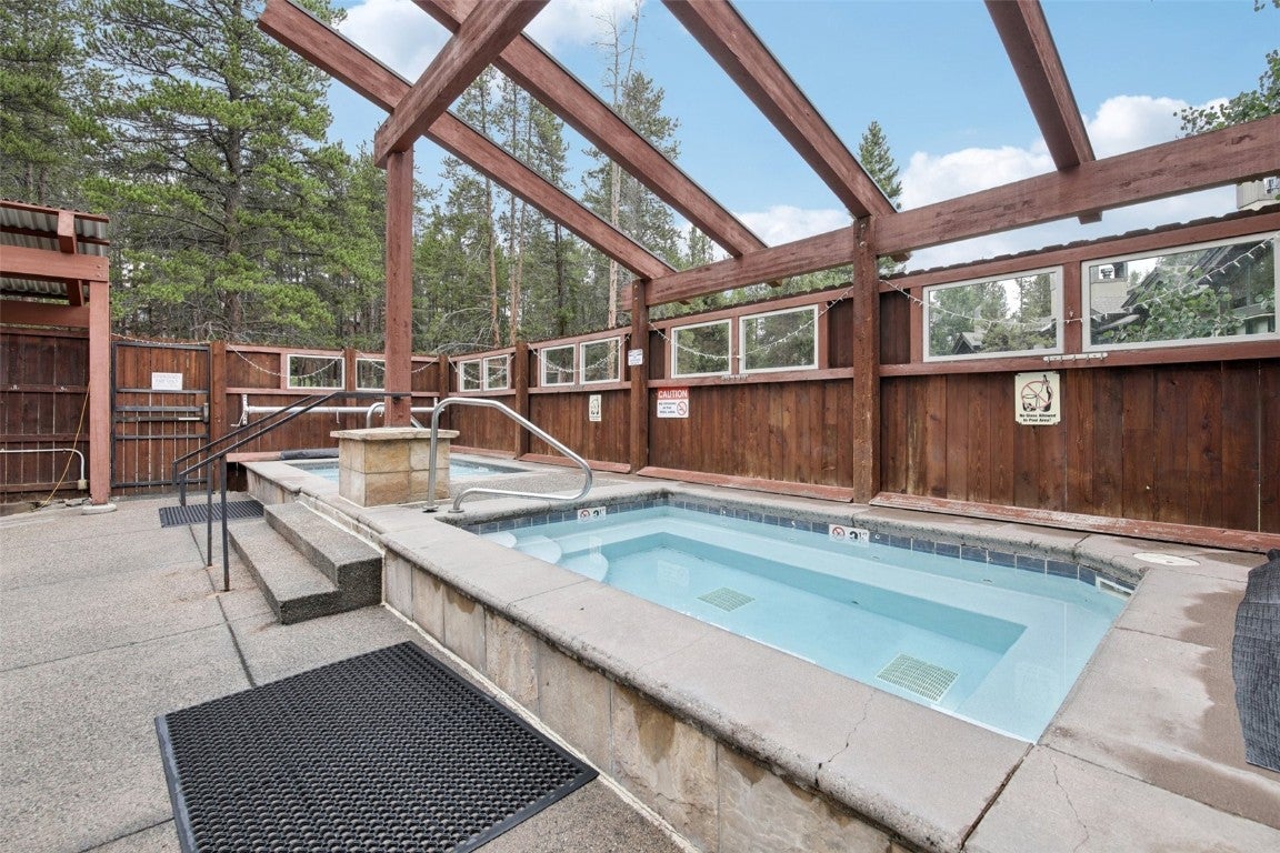 Breckenridge, Colorado, 80424, United States, 3 Bedrooms Bedrooms, ,3 BathroomsBathrooms,Residential,Active,1929477