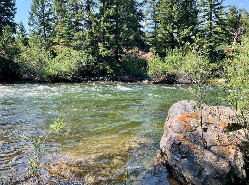 Silverthorne, Colorado, 80498, United States, ,3 BathroomsBathrooms,Residential,Active,1704856