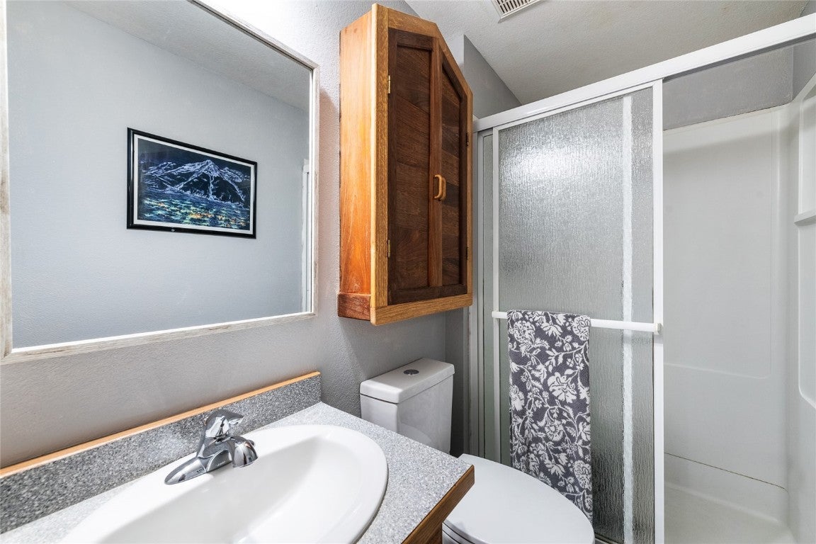 Steamboat Springs, Colorado, 80487, United States, ,3 BathroomsBathrooms,Residential,Active,1764102