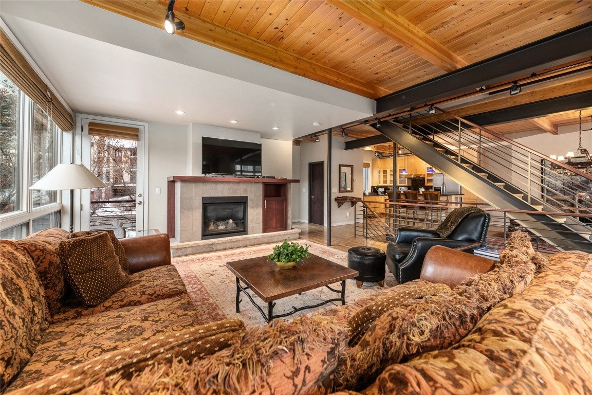 Steamboat Springs, Colorado, 80487, United States, 4 Bedrooms Bedrooms, ,4 BathroomsBathrooms,Residential,Active,1986903