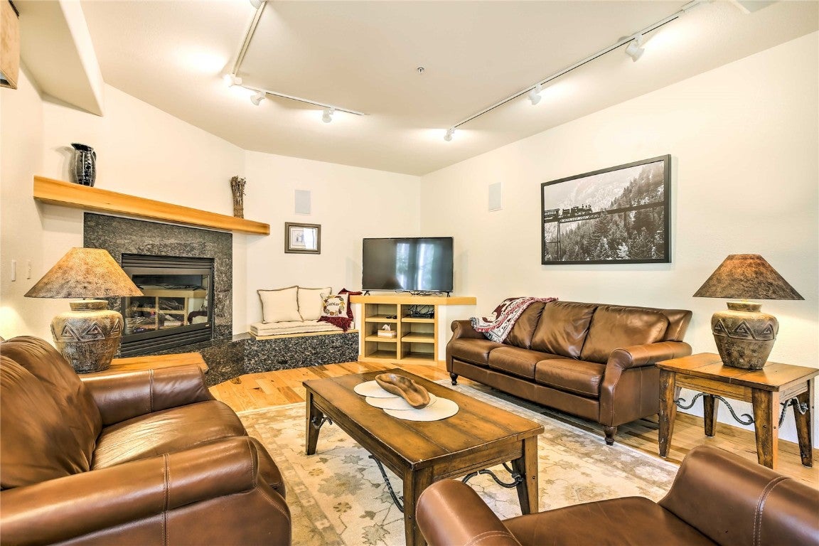Frisco, Colorado, 80443, United States, ,5 BathroomsBathrooms,Residential,Active,1798041