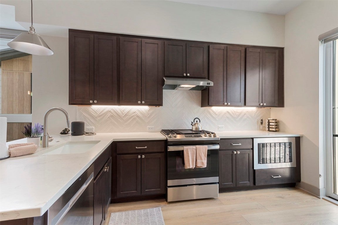 Silverthorne, Colorado, 80498, United States, 3 Bedrooms Bedrooms, ,4 BathroomsBathrooms,Residential,Active,1920266