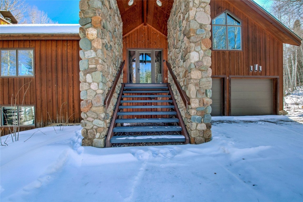 Silverthorne, Colorado, 80498, United States, 3 Bedrooms Bedrooms, ,4 BathroomsBathrooms,Residential,Active,2012473