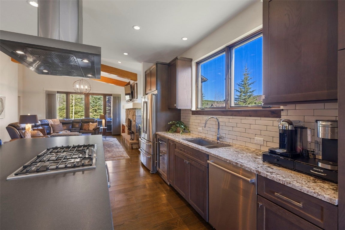 Breckenridge, Colorado, 80424, United States, 3 Bedrooms Bedrooms, ,4 BathroomsBathrooms,Residential,Active,1824916