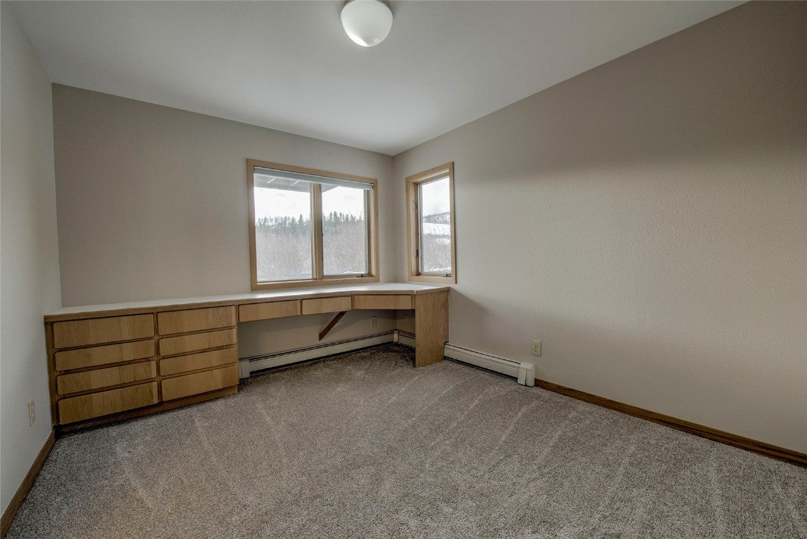 Silverthorne, Colorado, 80498, United States, 5 Bedrooms Bedrooms, ,4 BathroomsBathrooms,Residential,Active,2002610