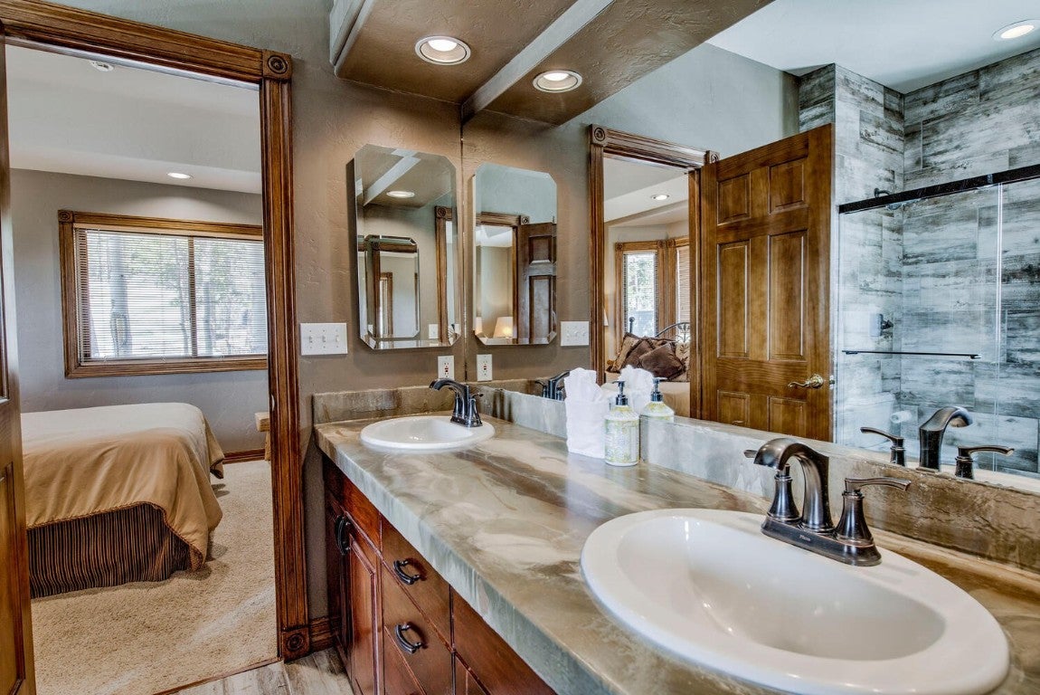 Breckenridge, Colorado, 80424, United States, 6 Bedrooms Bedrooms, ,6 BathroomsBathrooms,Residential,Active,1825078