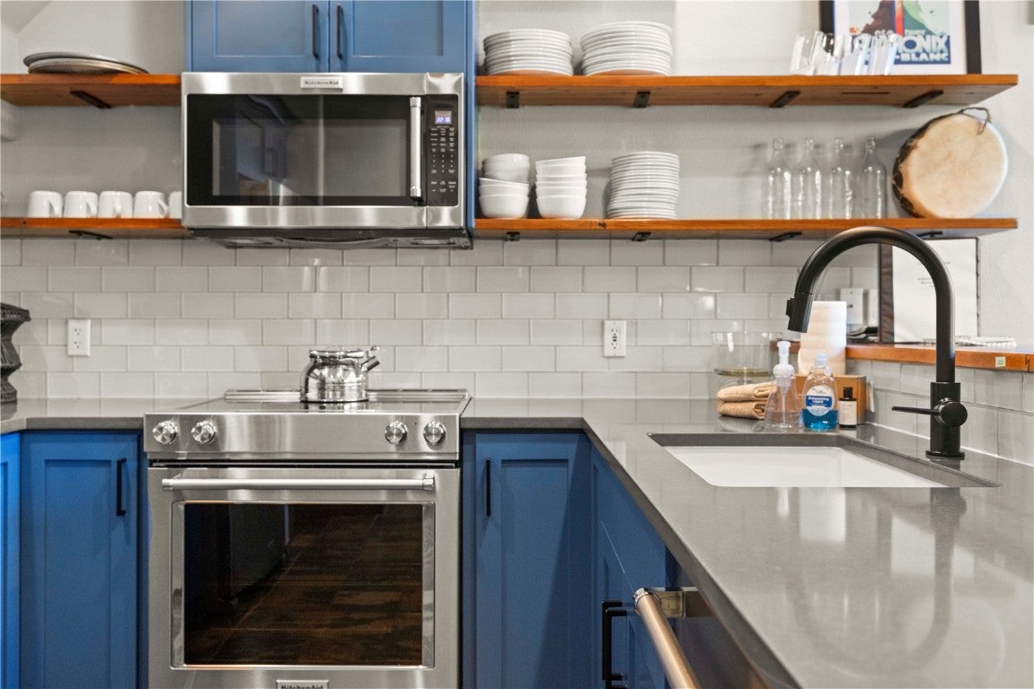 Breckenridge, Colorado, 80424, United States, 3 Bedrooms Bedrooms, ,3 BathroomsBathrooms,Residential,Active,1946314