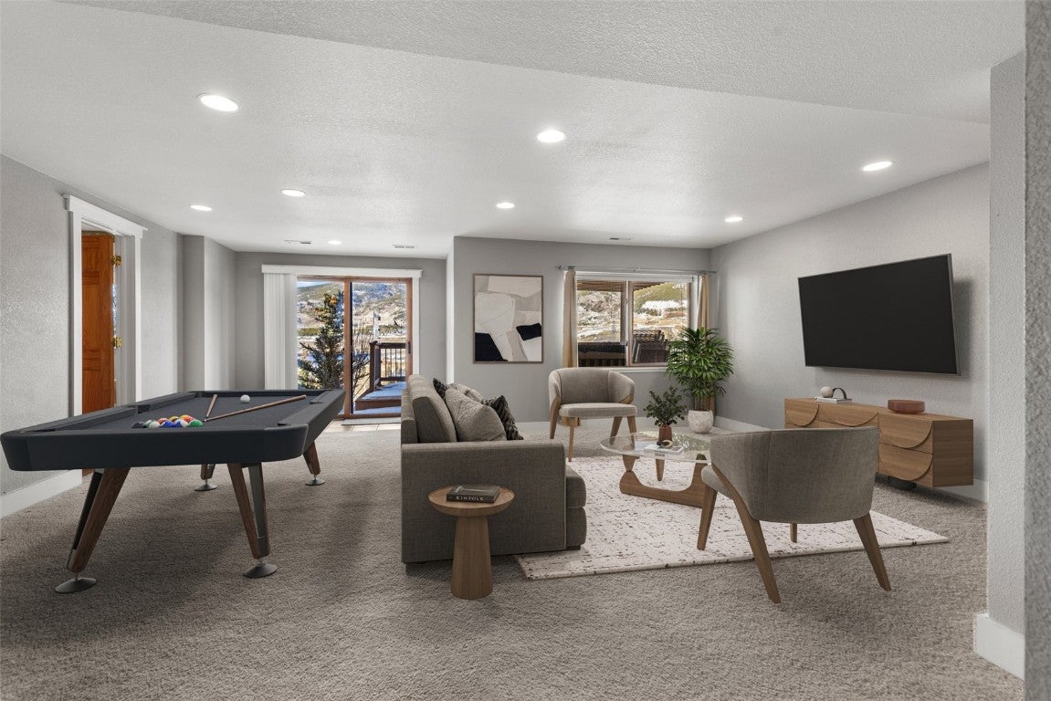 Dillon, Colorado, 80435, United States, 4 Bedrooms Bedrooms, ,4 BathroomsBathrooms,Residential,Active,2007282