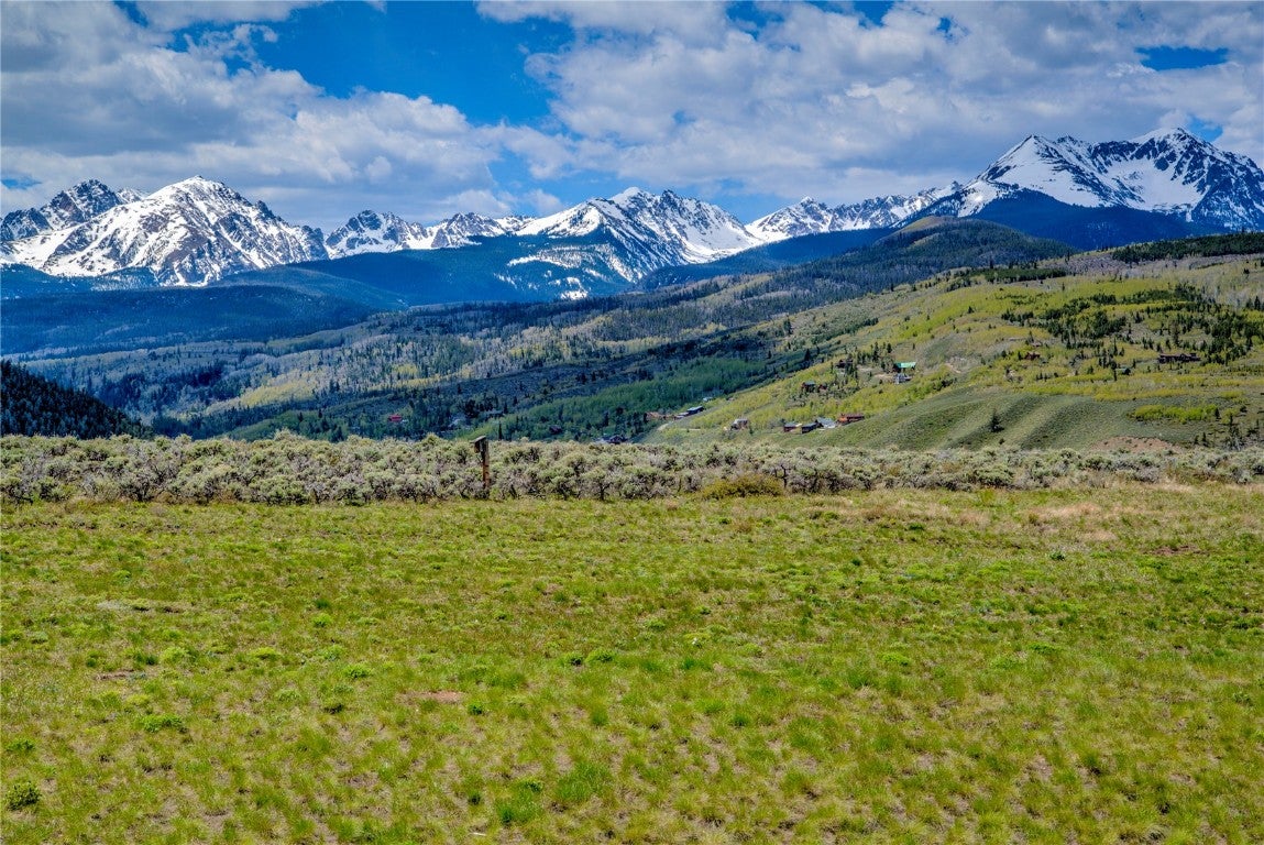 Silverthorne, Colorado, 80498, United States, 4 Bedrooms Bedrooms, ,4 BathroomsBathrooms,Residential,Active,1726921