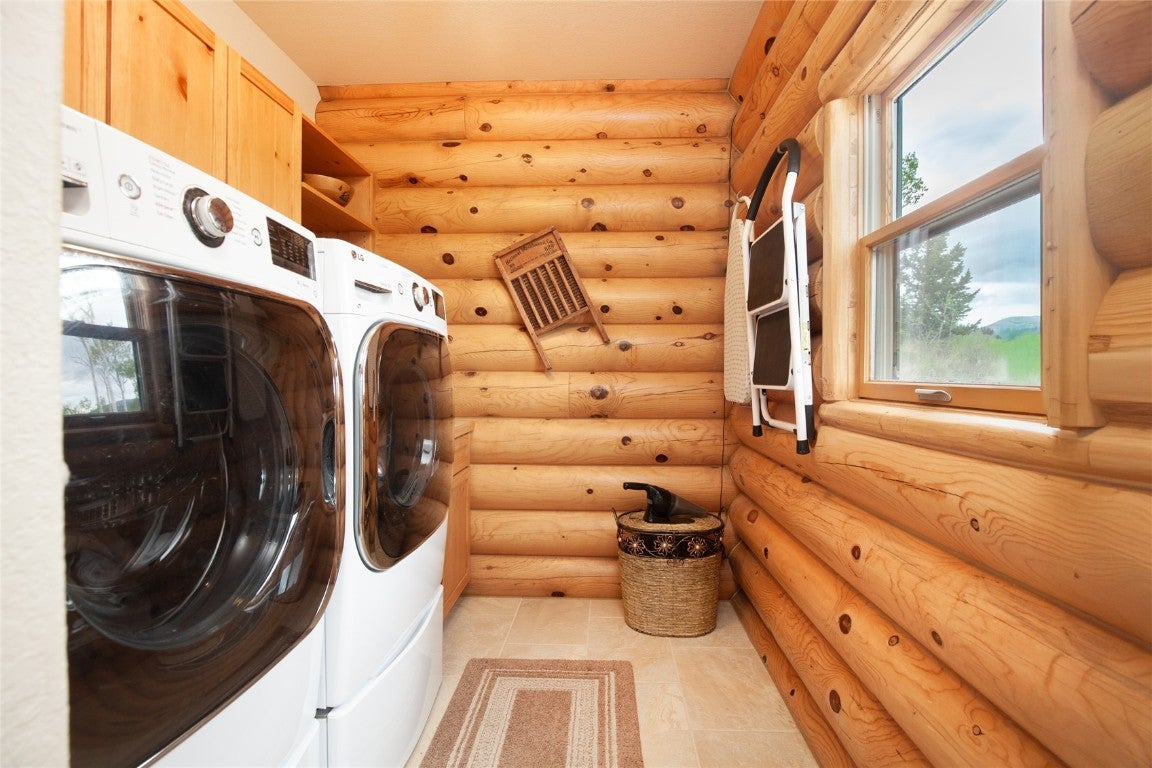 Fairplay, Colorado, 80440, United States, 4 Bedrooms Bedrooms, ,3 BathroomsBathrooms,Residential,Active,1849545