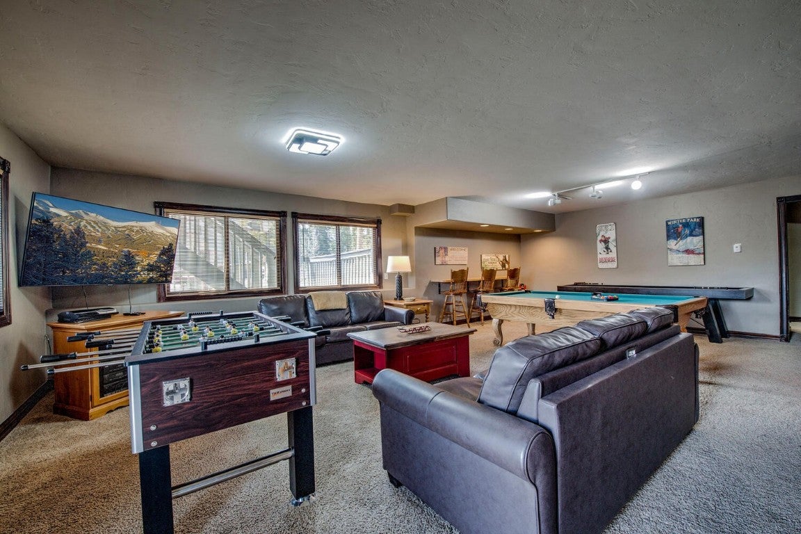 Breckenridge, Colorado, 80424, United States, 6 Bedrooms Bedrooms, ,6 BathroomsBathrooms,Residential,Active,1825078
