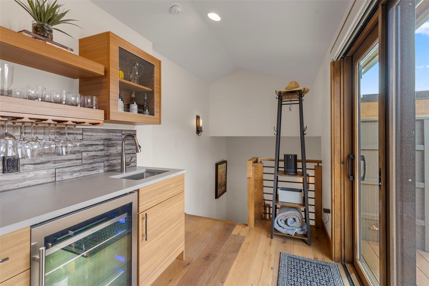 Frisco, Colorado, 80443, United States, 3 Bedrooms Bedrooms, ,4 BathroomsBathrooms,Residential,Active,2014157